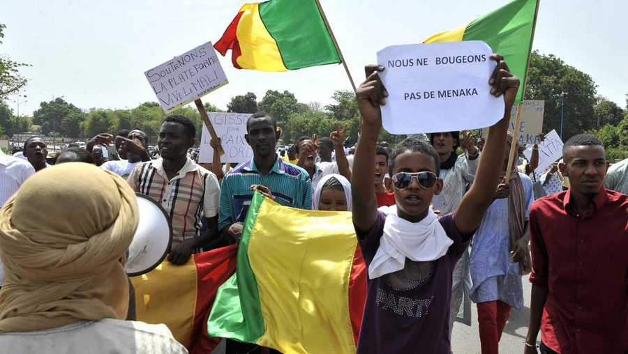 Arrêt du trafic sur l’axe Ansongo-Ménaka :  Les jeunes de Ménaka exigent la reprise du trafic