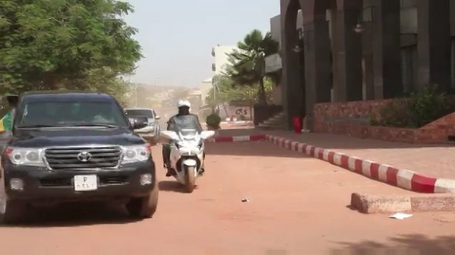 Mali: L'hôtel attaqué à Bamako rouvre ses portes