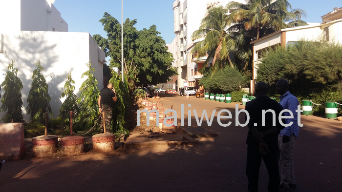 Attaque de l'hôtel Radisson blu :   21 morts - 7 blessés - Trois suspects recherchés