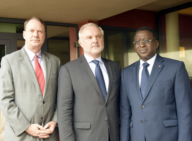 Deuil Ambassade de France (Visite d’une délégation de l'URD)