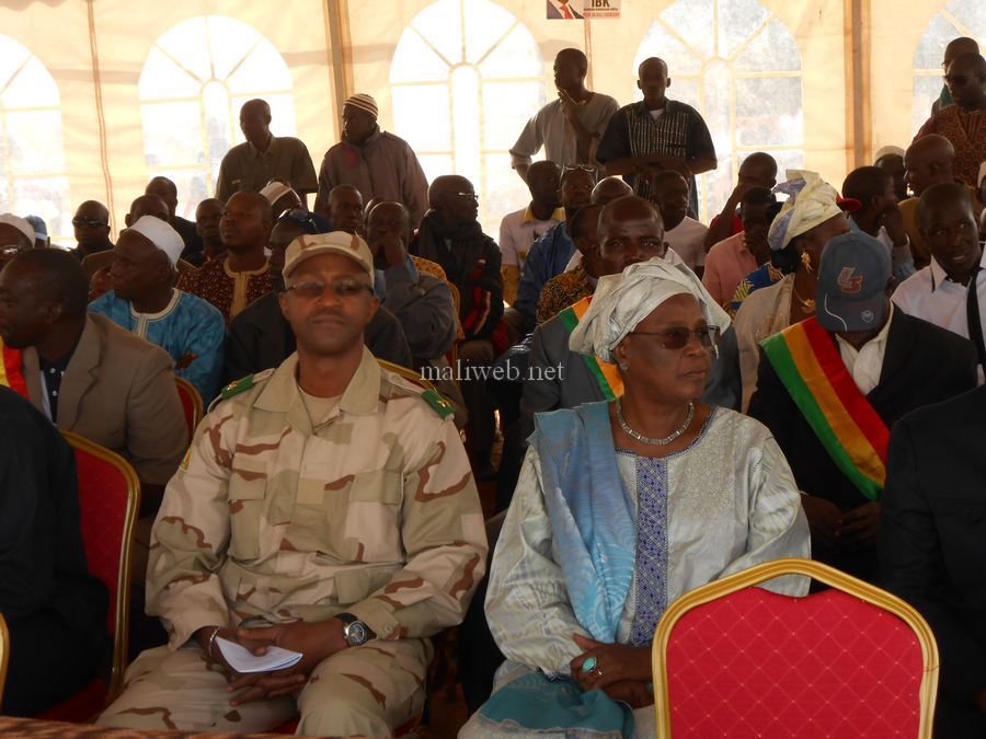 Le Président IBK à Ségou face à la majorité présidentielle : Ouvrez vos bras et vos cœurs à ceux qui viennent vers vous.