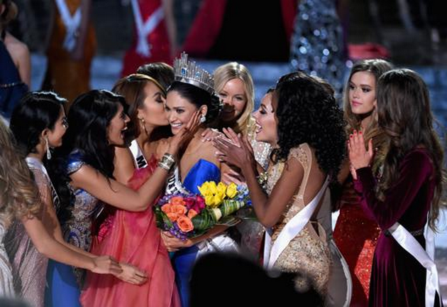 Monumentale erreur à la finale de Miss Univers ! Regardez...