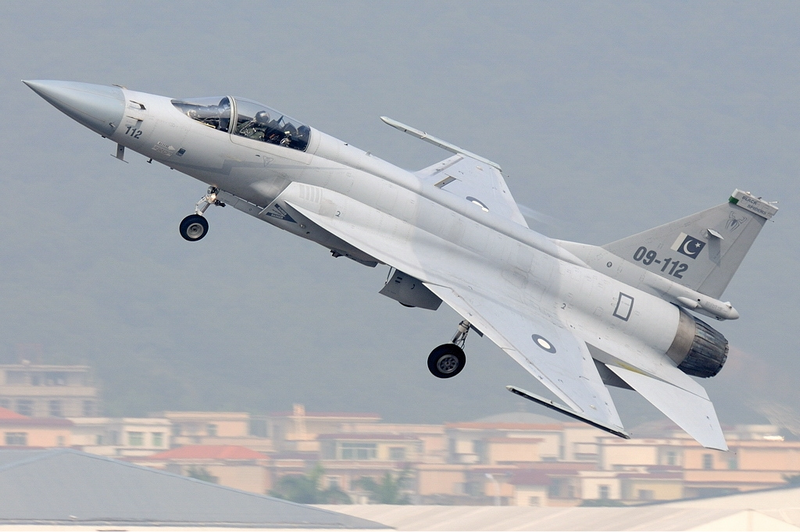 Communiqué de Presse  : Marrakech Air Show invite le Pakistan à exposer le JF-17 Thunder avion de chasse, Le Maroc est intéressé