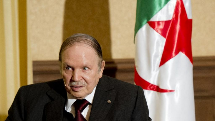 Une vidéo inédite de l’ex-Président Bouteflika et du général Toufik se propage