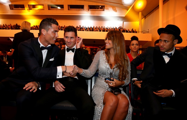 Messi, sa femme, Cristiano Ronaldo et Neymar: L' histoire derrière LA photo du Ballon d'or