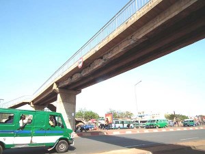 Passage piéton au niveau de la gare routière de Sogoniko, un danger pour les usagers de l’Avenue OUA