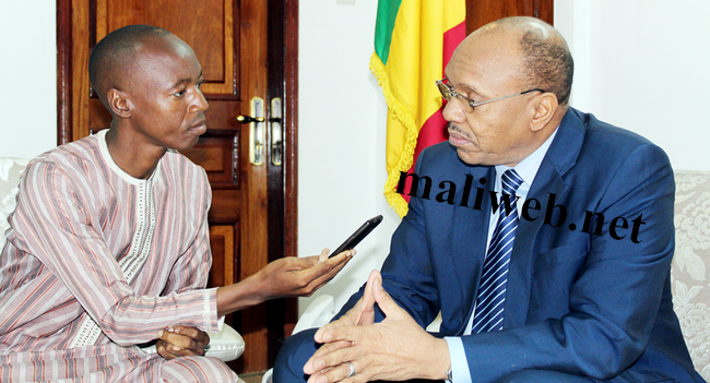 Oumar Ibrahim Touré, Président du Parti Alliance pour La République (APR) :  "Nous avons pour objectif 2 000 conseillers au sortir de la prochaine élection communale"