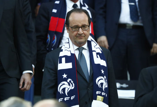 François Hollande : « Le sport rassemble, la politique divise »