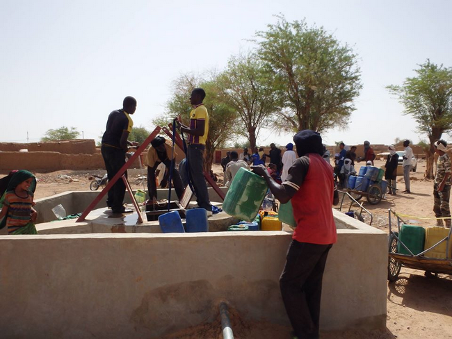 Kidal : La MINUSMA réhabilite 12 puits pour faciliter l’accès à l’eau aux populations