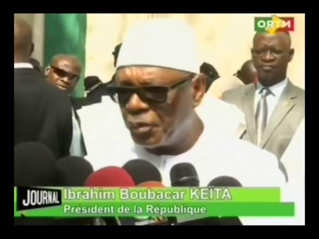 ORTM / Prière à la grande mosquée de Bamako lors de la célébration de la fête de l'Aid el Fitr