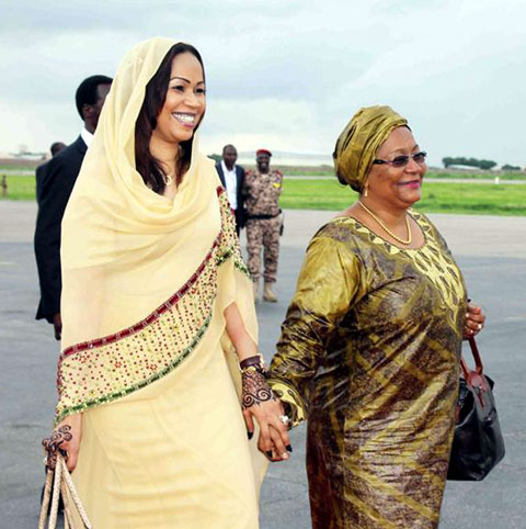 Investiture du président Idriss Deby Itno : Mme Kéïta Amy Maïga apporte son soutien  à la Première dame du Tchad