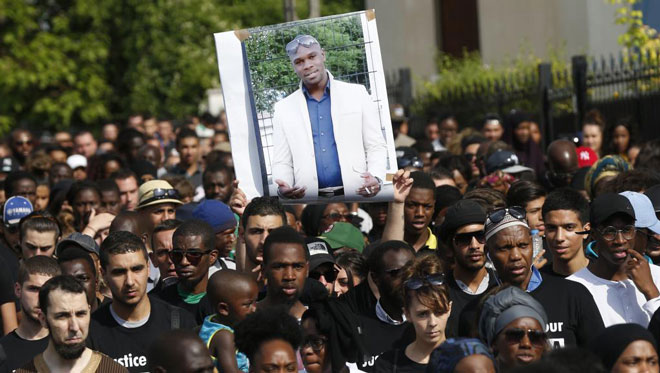 En hommage à Adama Traoré, une marche pour une « convergence » contre les « violences policières »