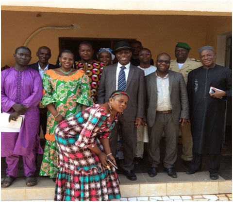 MUH : Le ministre Ousmane Koné visite les chantiers de l’OMH et de la DNUH