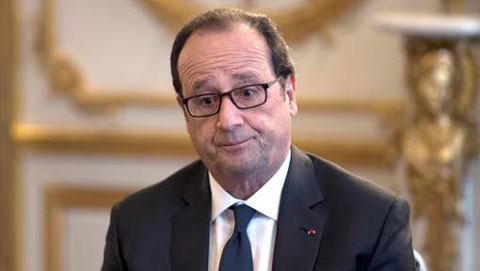 La presse française évoque le "suicide politique" de Hollande