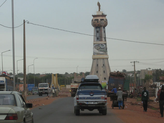 Construction d’un échangeur multiple à la Tour  d’Afrique : Une nécessité qui s’impose à tout point de vue