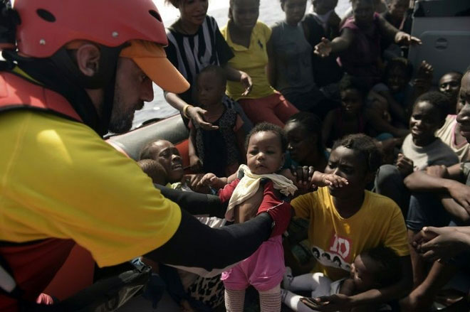 Migrants: 28 morts mardi au large de la Libye