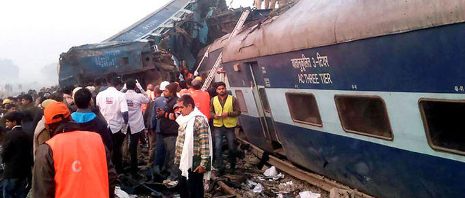 Inde : un accident de train fait au moins 91 morts