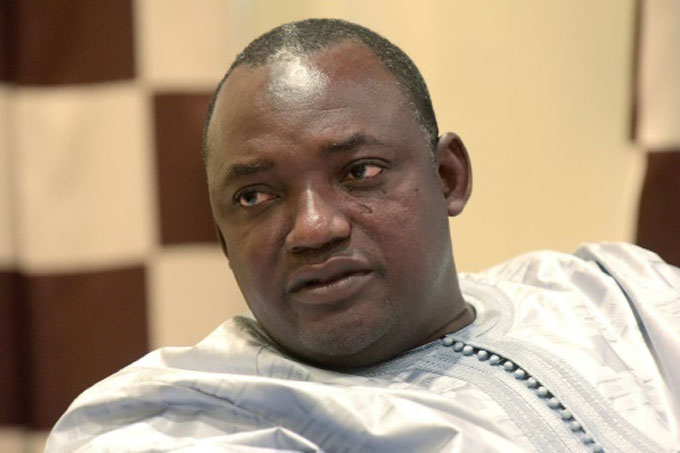 Gambie: de retour au pays, Adama Barrow doit se mettre au travail