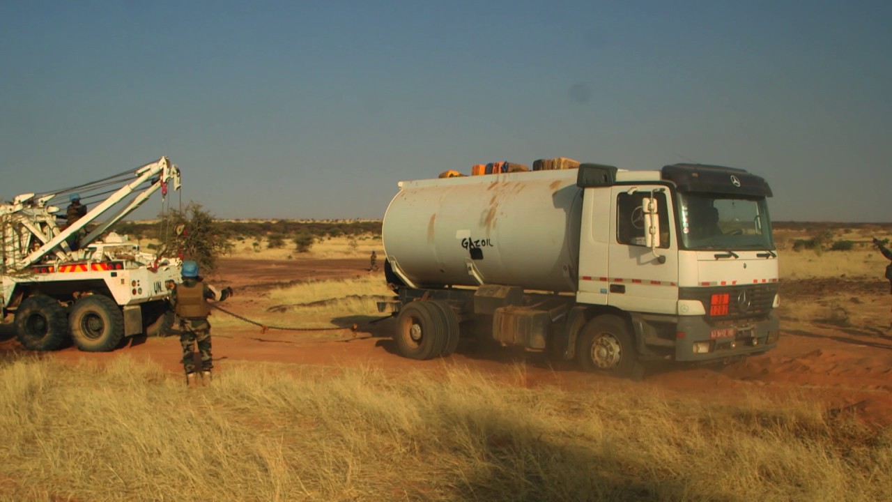 Un convoi logistique militaire au Mali, comment est-il acheminé d’un point A à un point B ?