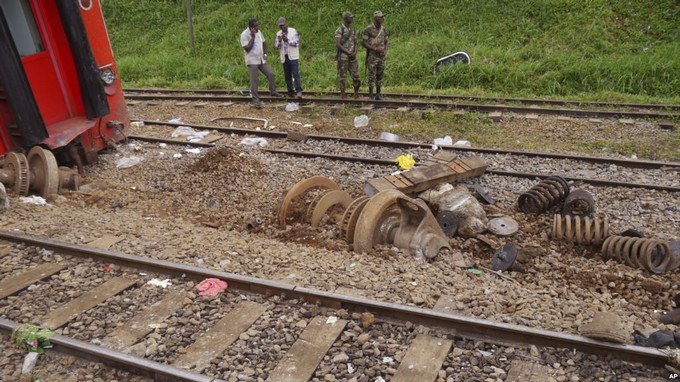 Trois personnes tuées après avoir été percutées par un train au Cameroun