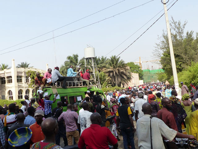 Front social :  Les enseignants sortent de leurs gonds !