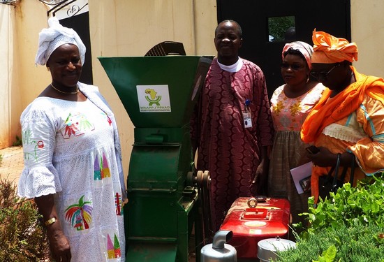 Autonomisation des femmes: ONU femmes offre des équipements agricoles