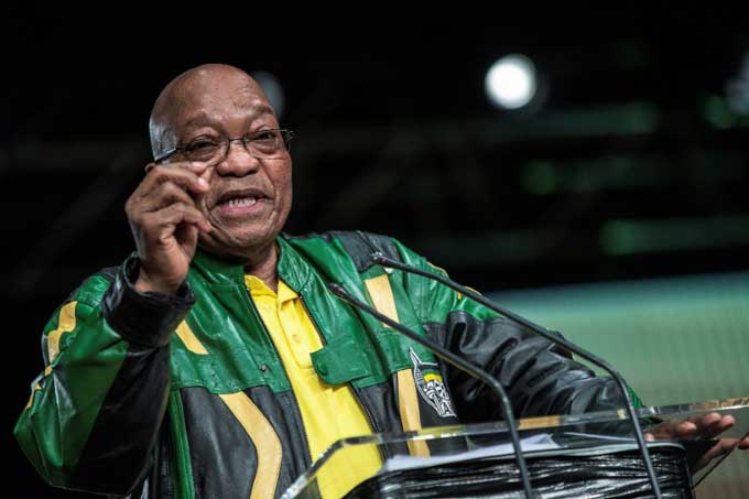 Afrique du Sud: l'avenir du président Zuma entre les mains du parlement