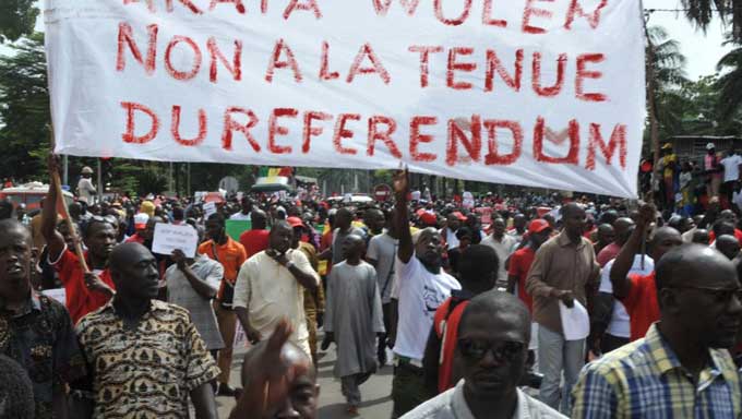 Révision constitutionnelle : Les signaux d’une nouvelle tentative vouée à l’échec