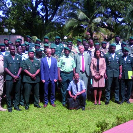 Réflexion sur le concept de Gendarmerie communautaire : Instaurer plus de confiance entre gendarmes et populations