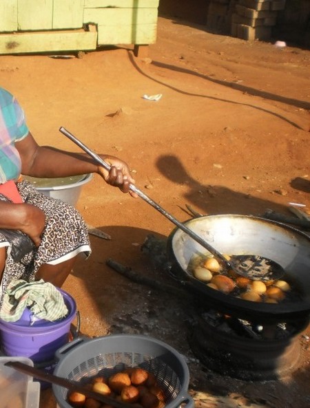 Utilisation répétée des huiles alimentaires :  Attention, danger !