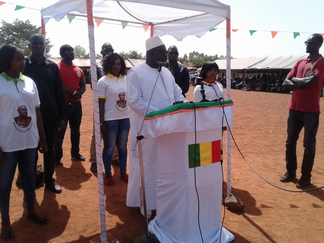 Meeting des APM à Koutiala : Mohamed Aly Bathily sort de son silence et apporte son soutien total à son fils Ras Bath