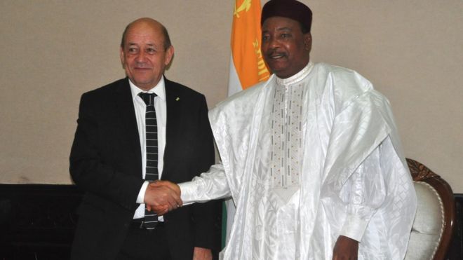 Niger : Le Drian plaide pour le financement de la force du G5 Sahel