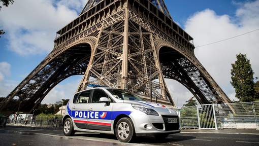 Une attaque au camion piégé déjouée à Paris?