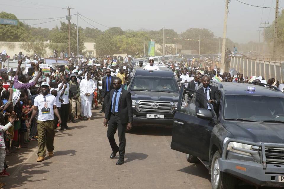 Région de Sikasso : IBK réalise plusieurs vœux des populations