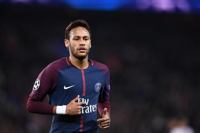 "Une grand-mère de 70 ans": Neymar n'a pas encore mis tout le monde d'accord