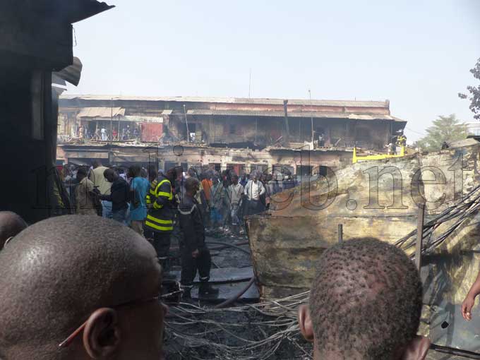 Incendie au grand marché de Bamako : Les commerçants indexent les poteaux électriques