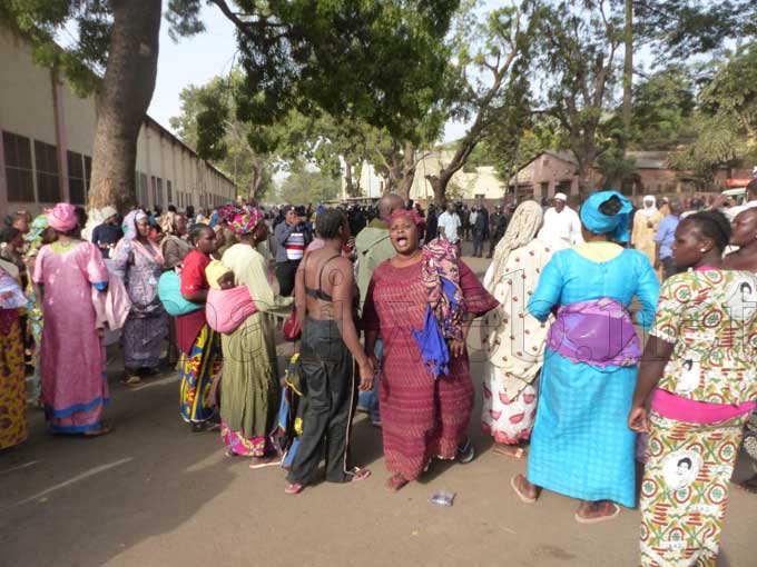 Les veuves et orphelins de HUICOMA montent au créneau : «Nous réclamons notre plan social même si on doit mourir… »