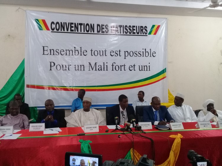 La convention des bâtisseurs face à la presse :  Ensemble, tout est possible pour un Mali fort et uni