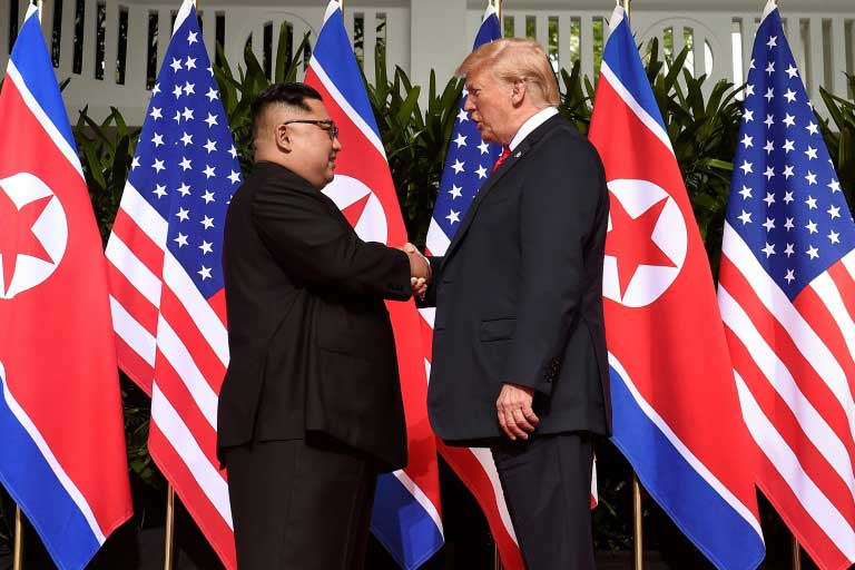 Trump évoque de réels "progrès" avec Kim lors d'un sommet historique