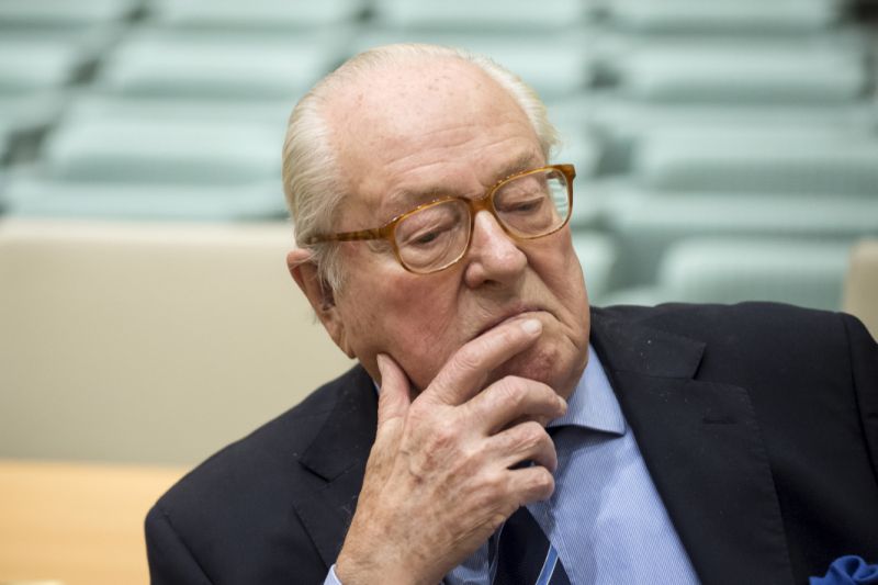 Jean-Marie Le Pen absent de son procès en raison d'un "état de fatigue générale"