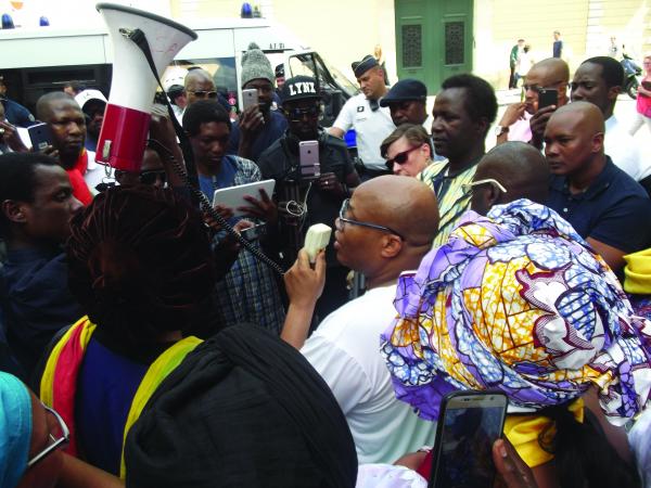 Interdiction de la marche de l'opposition a Bamako : Etat d’urgence, la Loi, oui ; mais toute la loi et tous égaux devant elle