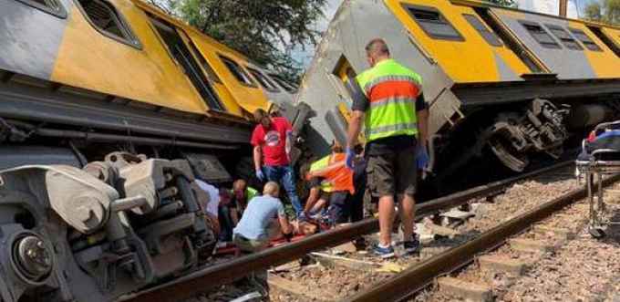 Trois morts et 200 blessés dans un accident de trains en Afrique du Sud