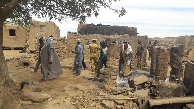 Mali: Quatre civils tués dans le centre du pays