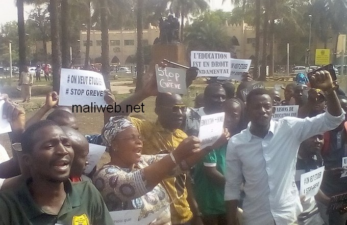 Bamako : un sit-in pour « sauver» l'école malienne