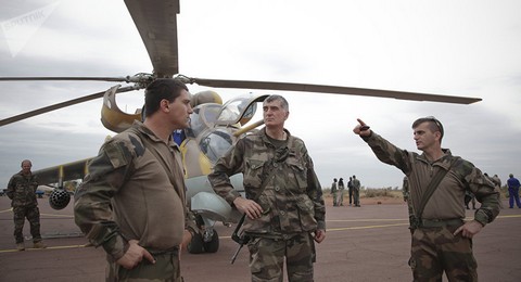 Trois militaires français blessés dans l’atterrissage d’urgence de leur hélicoptère au Mali