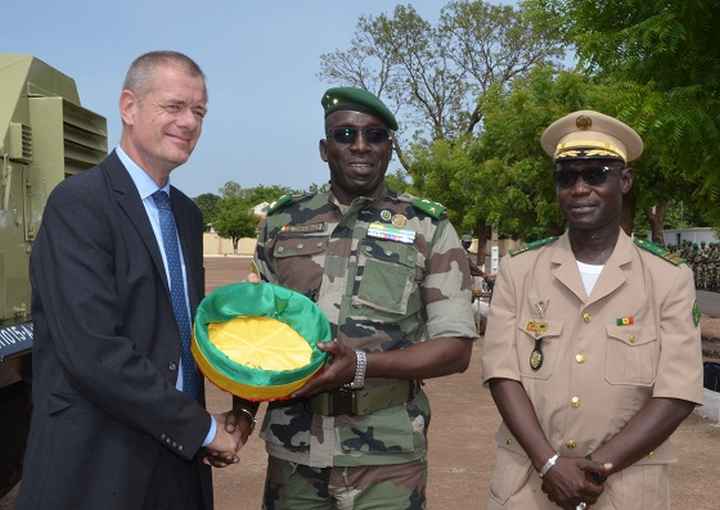 Remise de matériels : la coopération militaire Mali-Allemagne se porte très bien