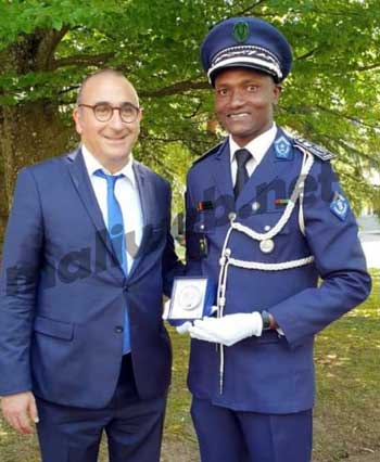 École nationale supérieure  de la police Saint Cyr (France) : Oumar Ousmane sort major  de la 70e promotion parmi  15 nationalités différentes