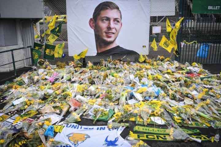 Décès d'Emiliano Sala: 18 mois de prison pour l’organisateur du vol