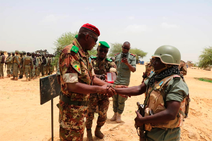 Tombouctou : la grande tournée du chef d’état-major de l’armée de terre