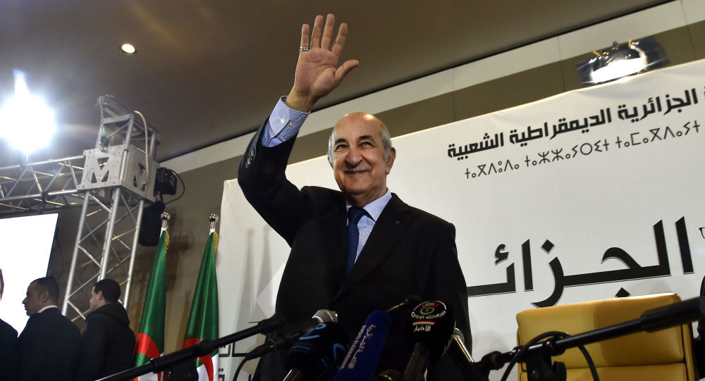 Le nouveau Président de l’Algérie «tend la main» au mouvement de contestation et s’engage à «amender la Constitution»